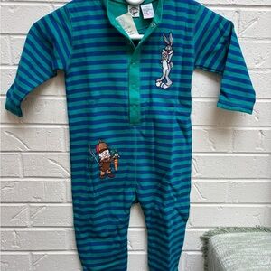 ACME Warner Brothers NWT Baby Bugs Bunny and Elmer Fudd coverall 24 months